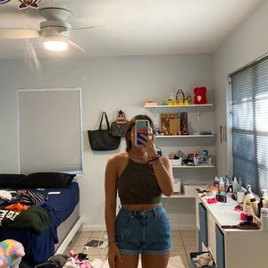 dark green backless crop top!